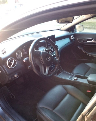 Mercedes-Benz CLA cena 67000 przebieg: 146000, rok produkcji 2014 z Zawiercie małe 106